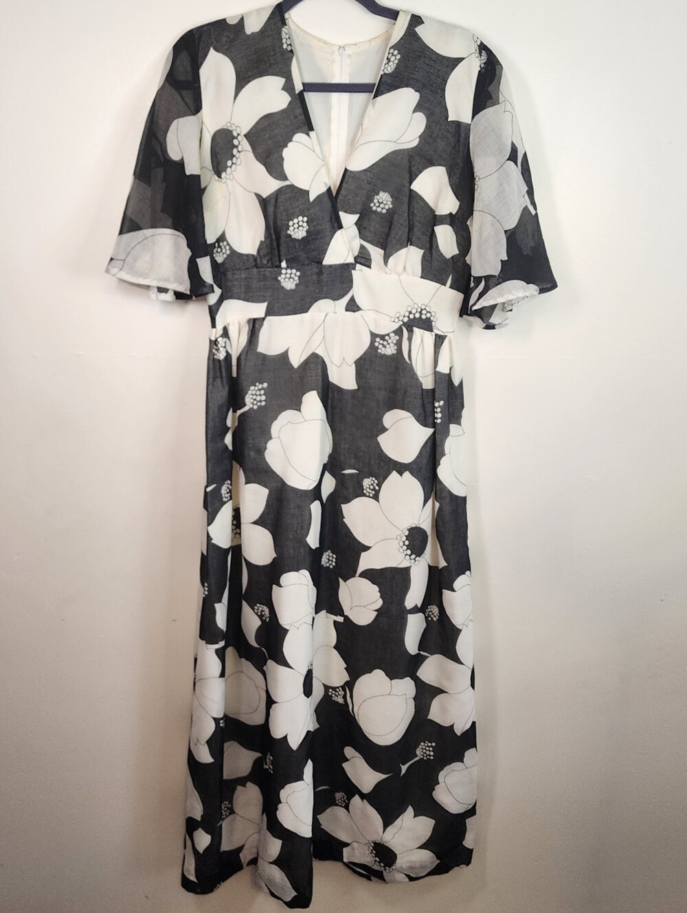 Vintage 1960s Black White Floral Empire Waist Retro Maxi Dress Size 10/12 Large